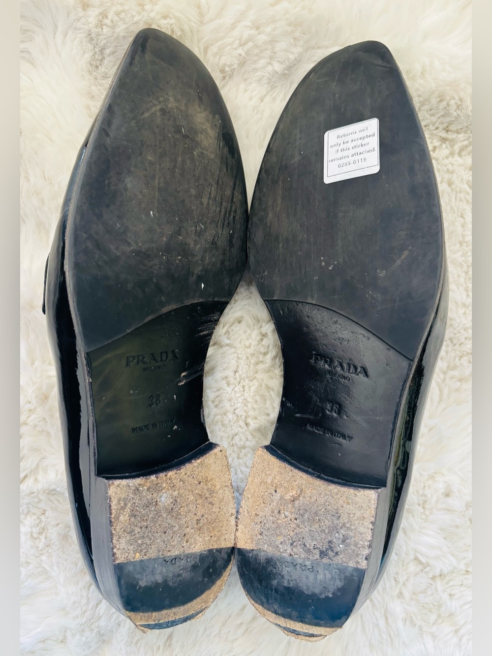 Prada Patent Leather Chain Loafer in Black w/Duster Bags Size: EU 38 OR US 7.5 - Picture 5 of 9